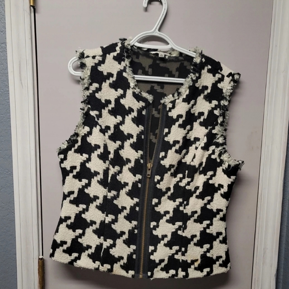 CABI Wool Blend Houndstooth Vest Jacket Black Ivory Fringe Full Zip